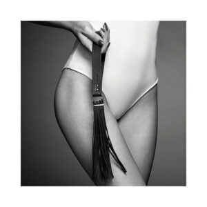 Maze Tassel Flogger